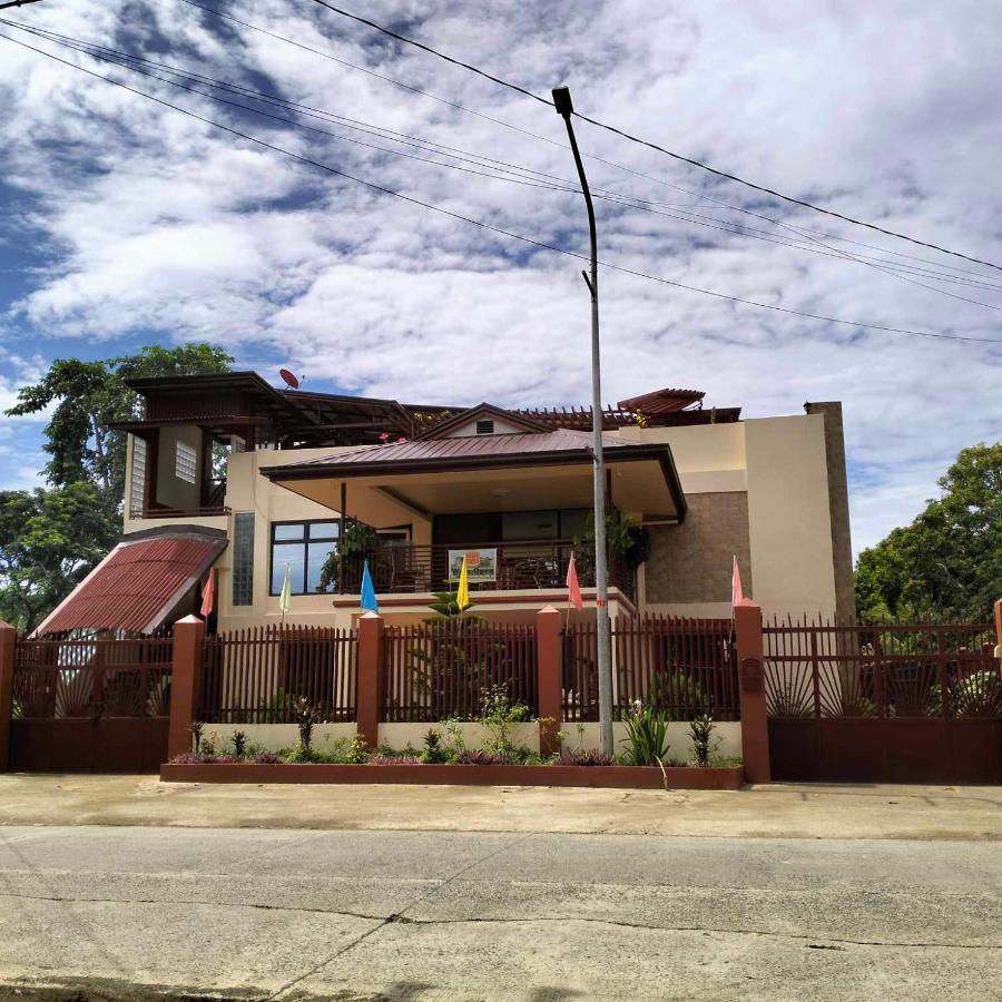 Tessie'S Home Stay Bed & Breakfast Puerto Princesa Exterior foto